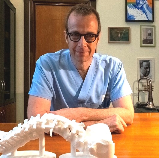 Il prof. Cesare Faldini, direttore della Clinica Ortopedica e Traumatologica I
