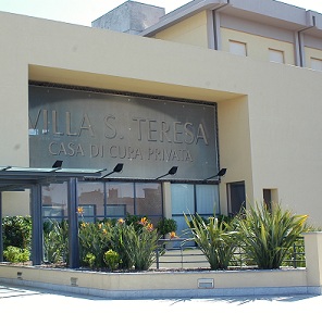 Vista dell'ingresso attuale di Villa Santa Teresa a Bagheria, sede del Dipartimento Rizzoli-Sicilia