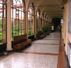 The corridor of the middle cloister