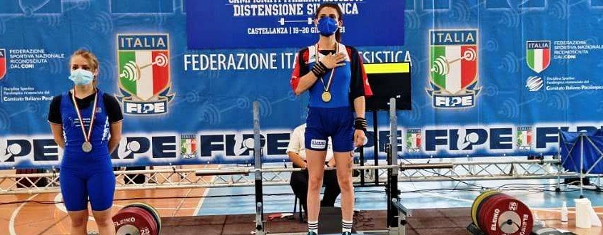 Luciana Fina sul podio dei campionati italiani FIPE 2021