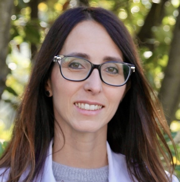 Photo of Evelin Pellegrini, Biologist Photo of Evelin Pellegrini, Biologist