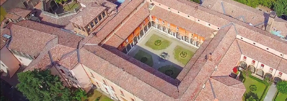 Il monastero di San Michele in Bosco visto dall'alto