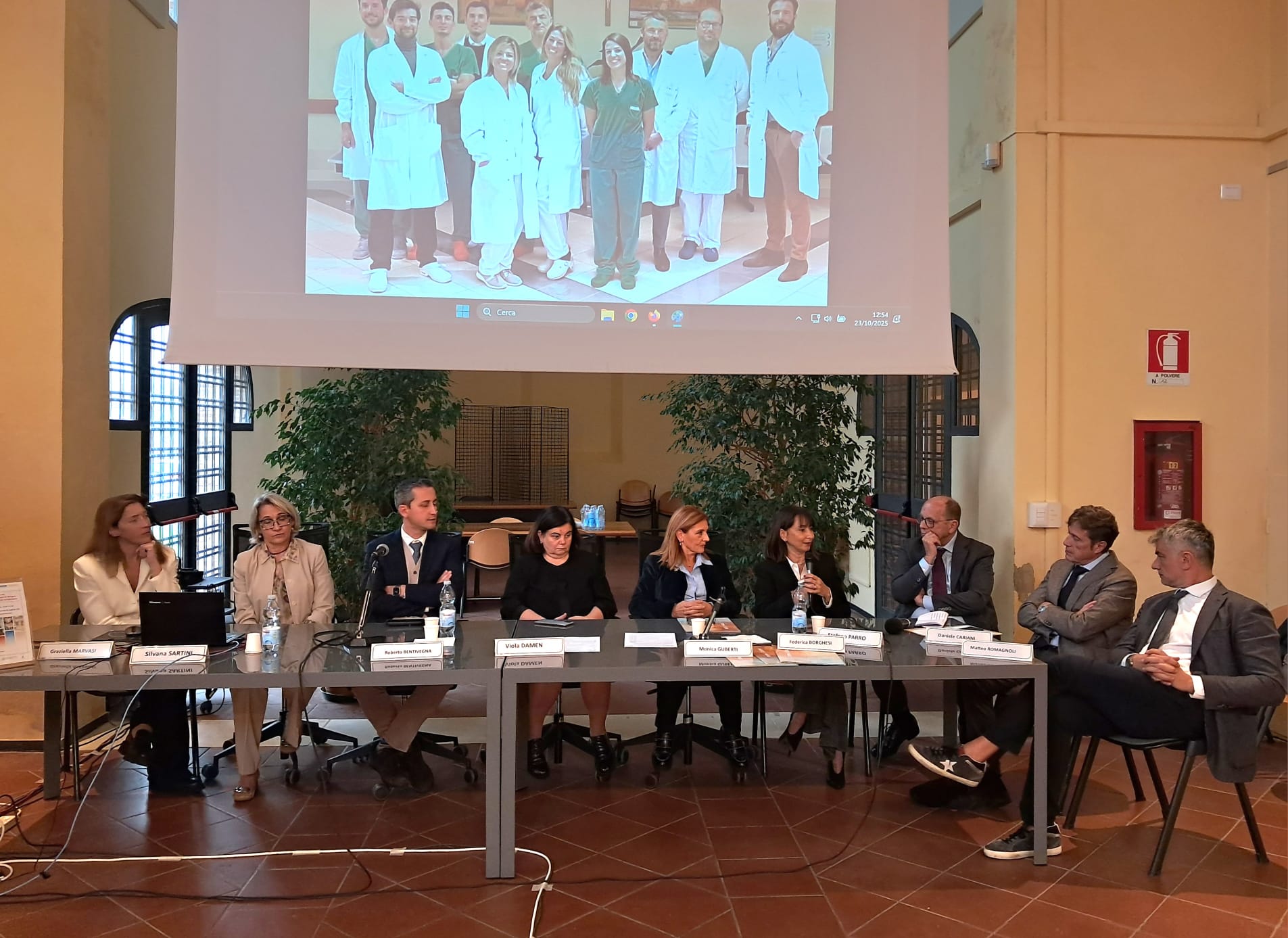 Durante la tavola rotonda